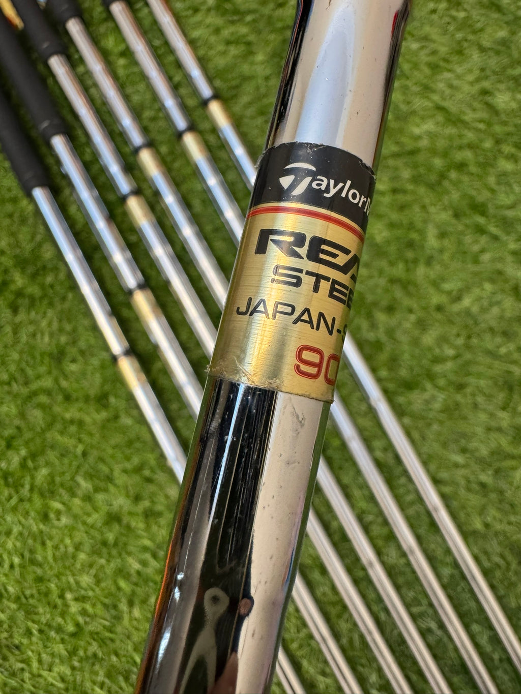 TaylorMade M4 5-AW – TaylorMade REAX Japan-Spec 90 Stiff Iron Set