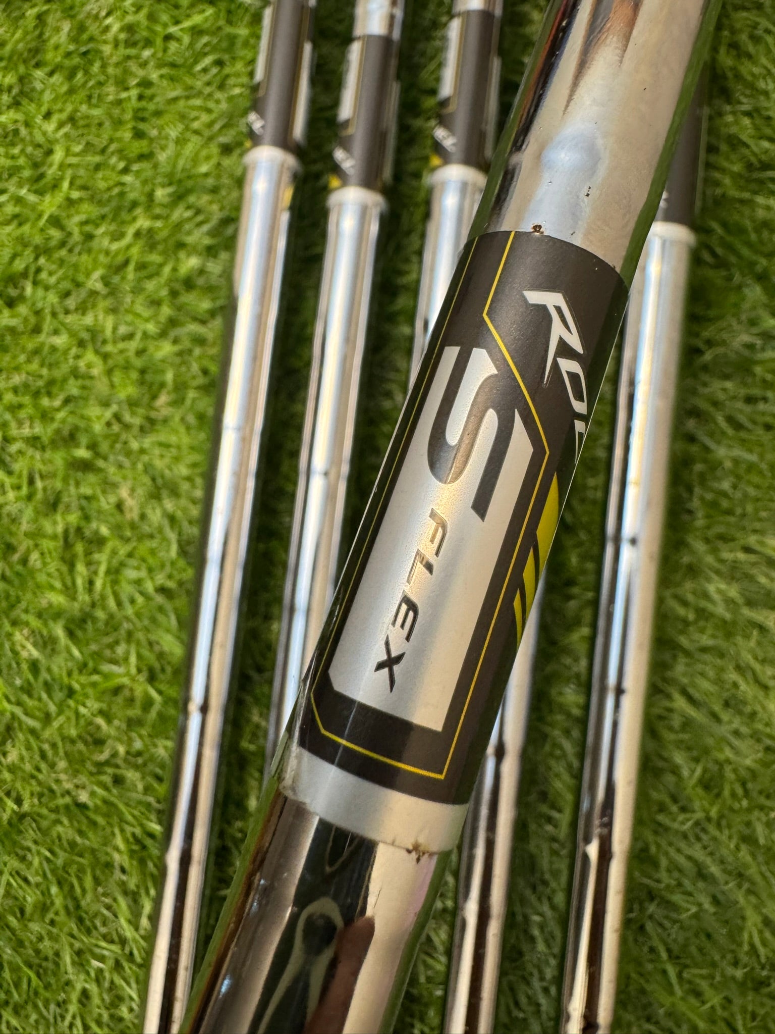 TaylorMade RBladez 5-PW – Rocketfuel Lightweight Steel Stiff Iron Set