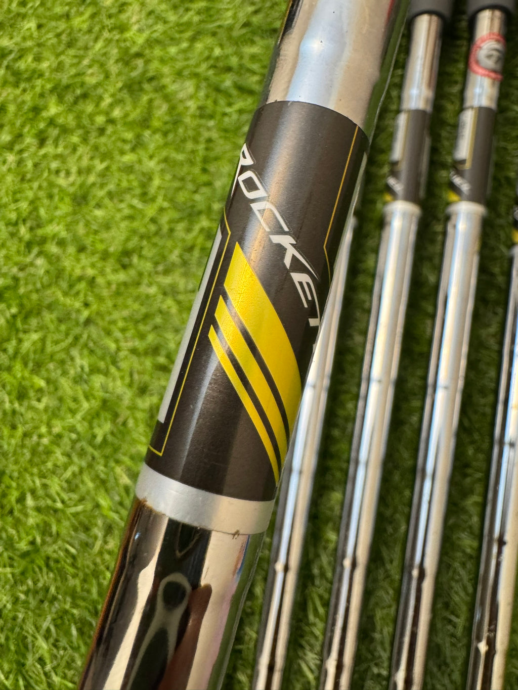 TaylorMade RBladez 5-PW – Rocketfuel Lightweight Steel Stiff Iron Set