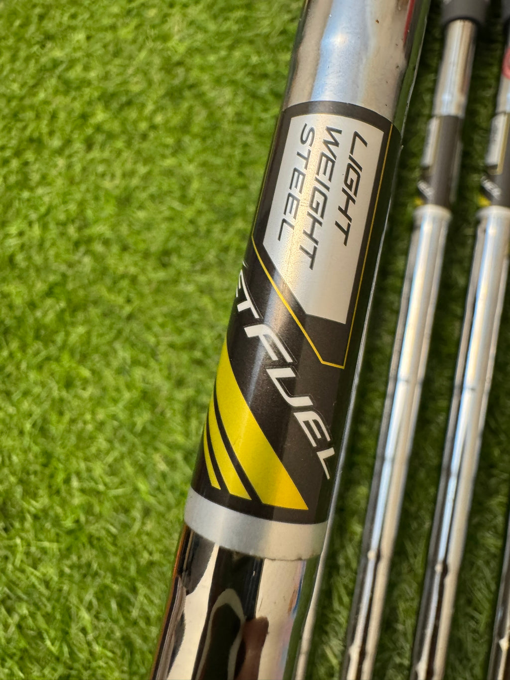 TaylorMade RBladez 5-PW – Rocketfuel Lightweight Steel Stiff Iron Set