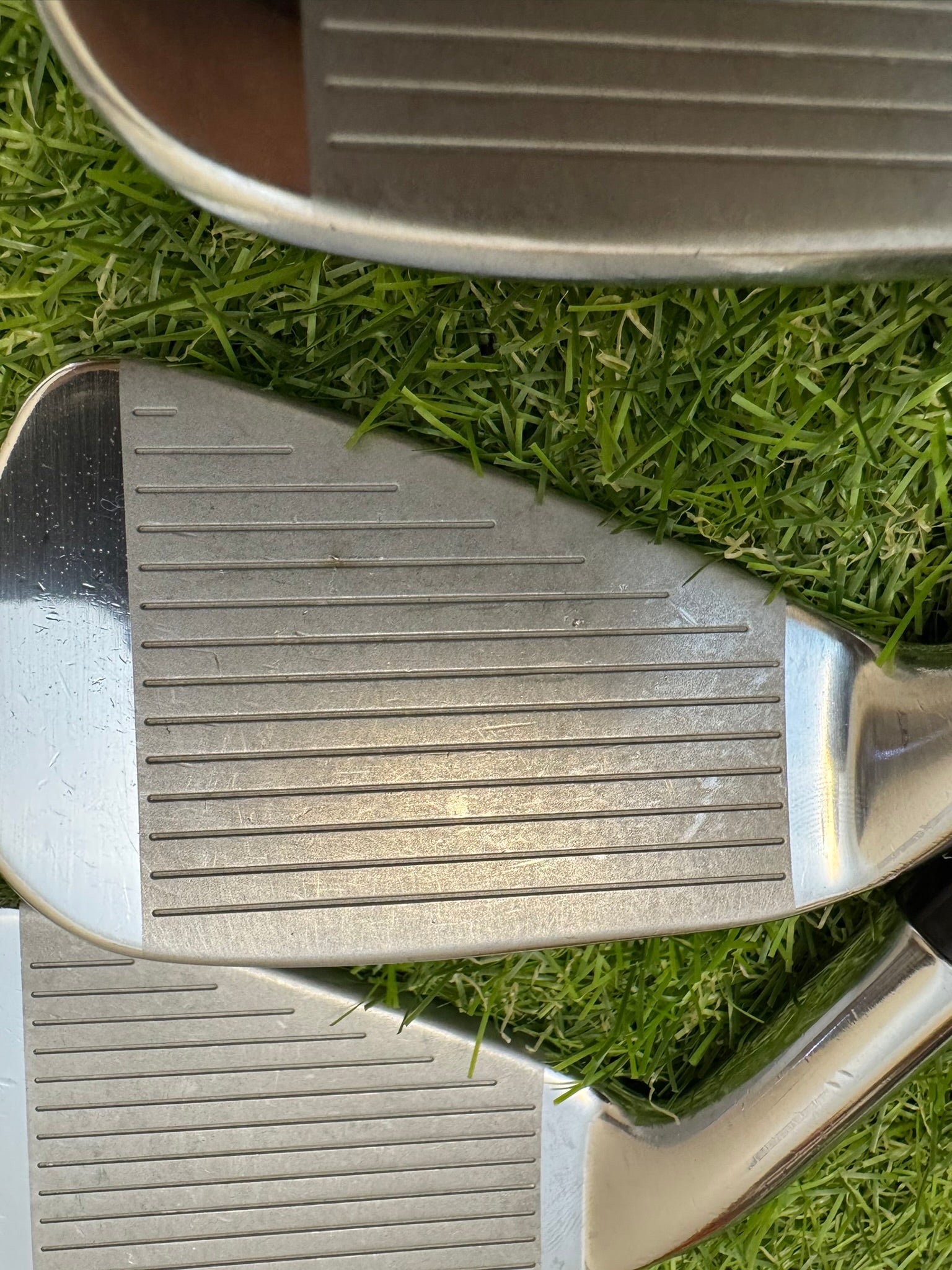TaylorMade R9 Forged 5-PW – Dynamic Gold S200 Stiff Iron Set