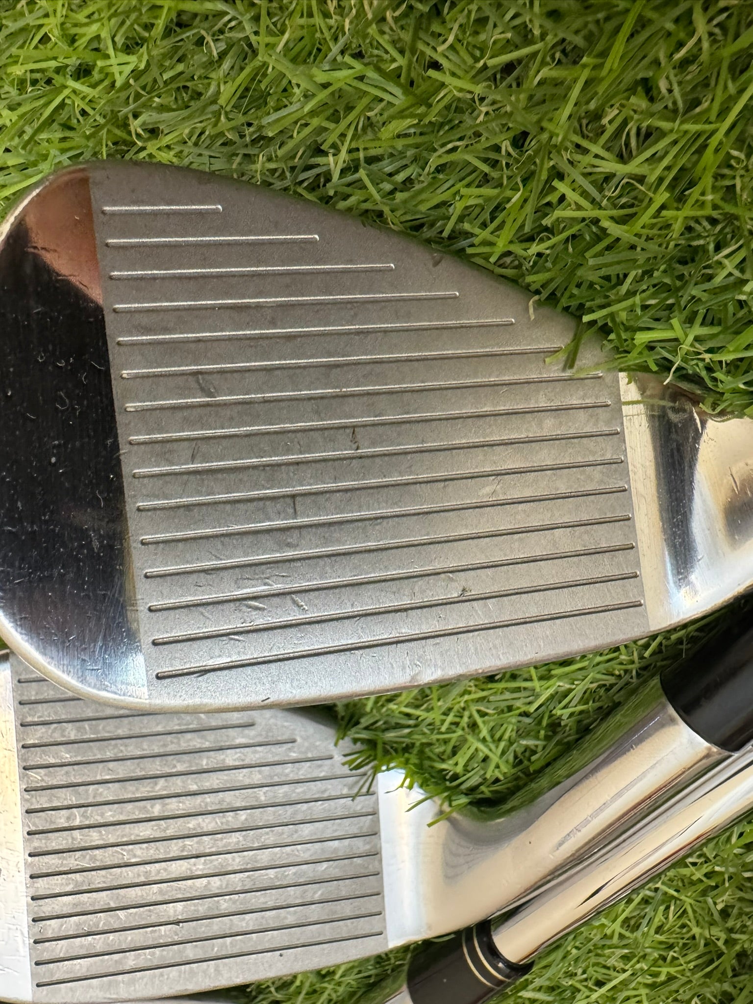 TaylorMade R9 Forged 5-PW – Dynamic Gold S200 Stiff Iron Set