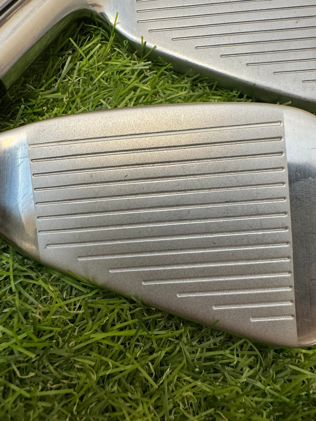 TaylorMade Aeroburner 5-PW – KBS C-Taper 90 Stiff Iron Set