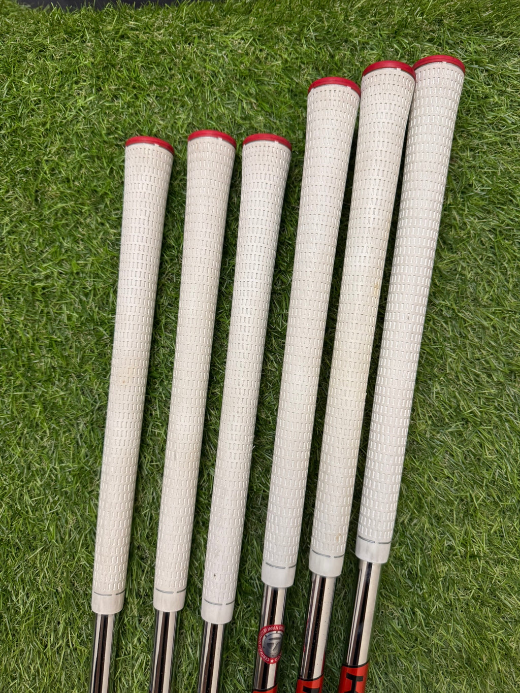 TaylorMade Aeroburner 5-PW – KBS C-Taper 90 Stiff Iron Set