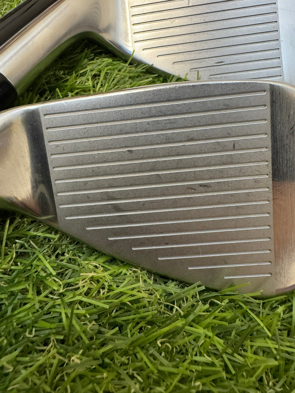TaylorMade RSi2 5-PW – Mitsubishi TM7-215 Regular Iron Set