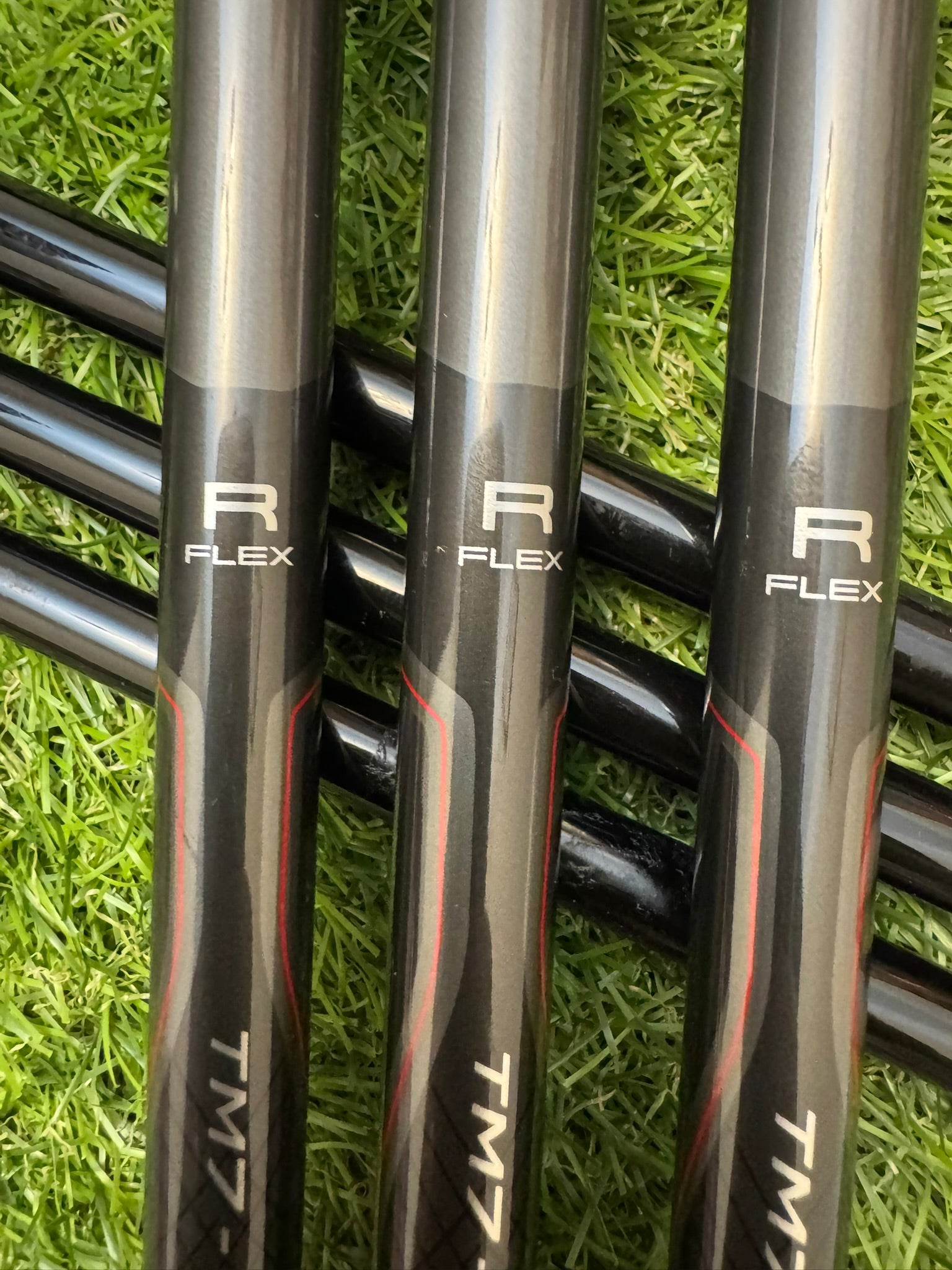 TaylorMade RSi2 5-PW – Mitsubishi TM7-215 Regular Iron Set