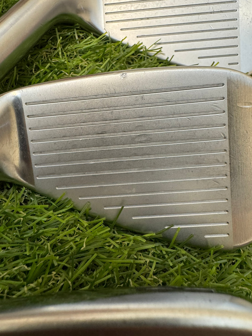 Titleist 714 AP2 Forged 5-PW – NS Pro 950GH Stiff Iron Set
