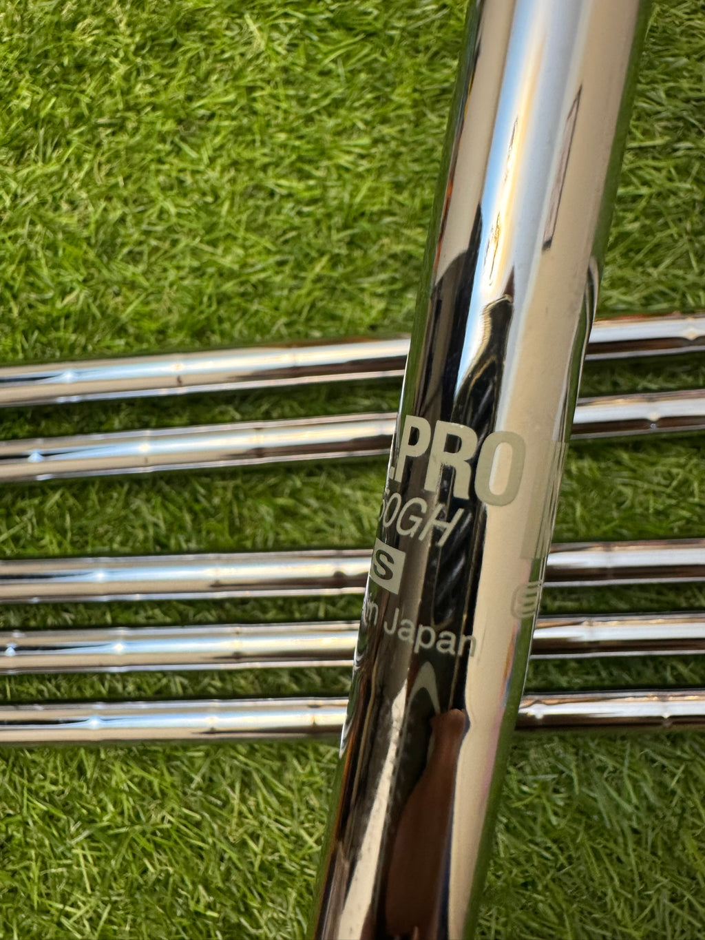 Titleist 714 AP2 Forged 5-PW – NS Pro 950GH Stiff Iron Set