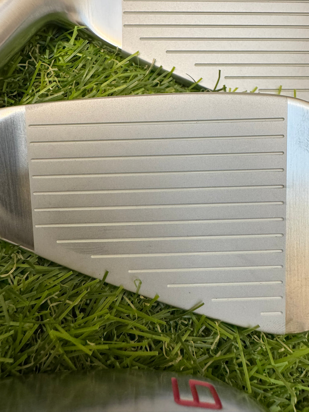 MacGregor Stourney 4-PW – KBS Tour Lite 95 Regular Iron Set