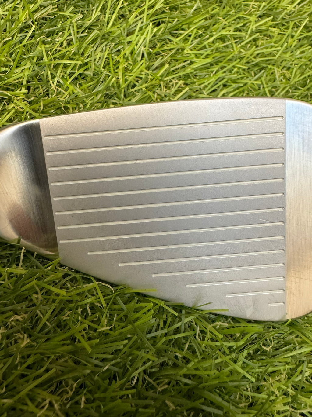 MacGregor Stourney 4-PW – KBS Tour Lite 95 Regular Iron Set