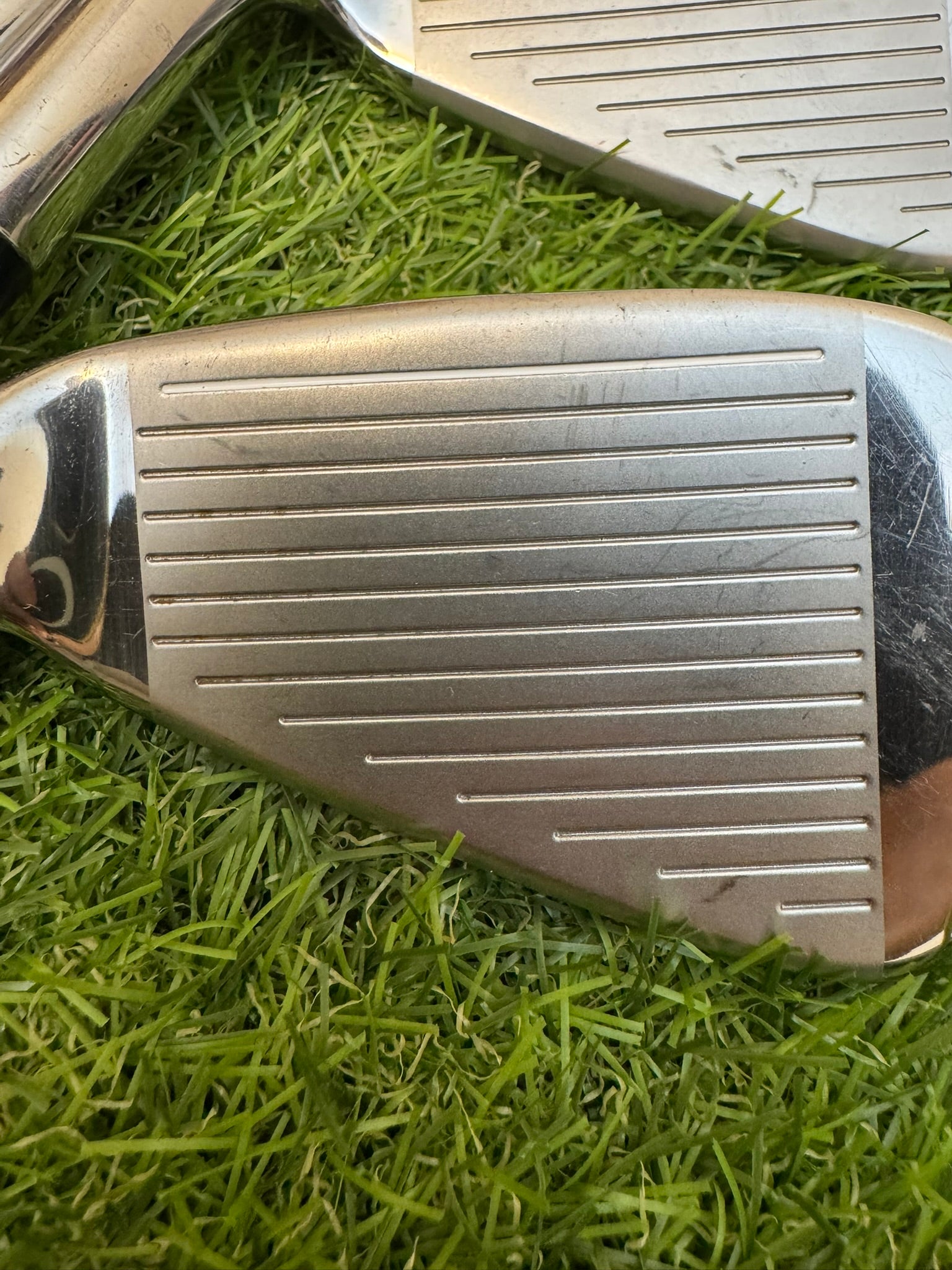 TaylorMade M2 5-PW – REAX Steel with FST High Launch 88 Stiff Iron Set
