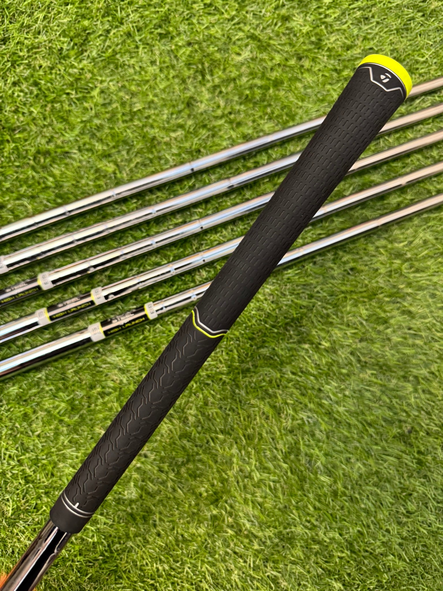 TaylorMade M2 5-PW – REAX Steel with FST High Launch 88 Stiff Iron Set