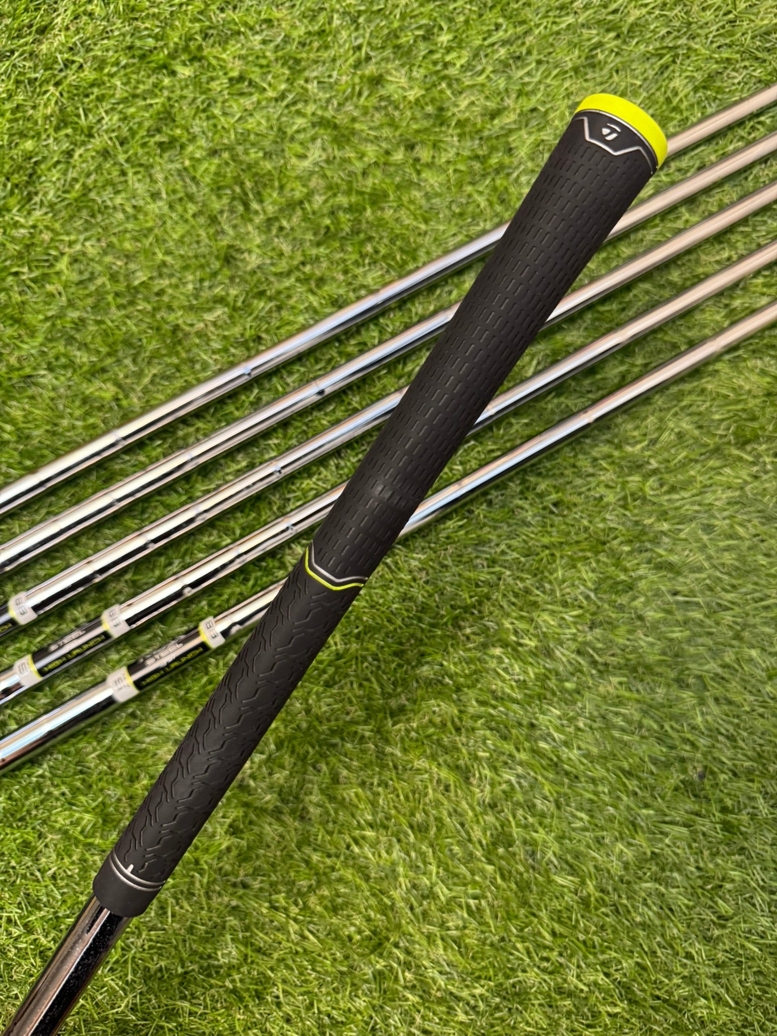 TaylorMade M2 5-PW – REAX Steel with FST High Launch 88 Stiff Iron Set