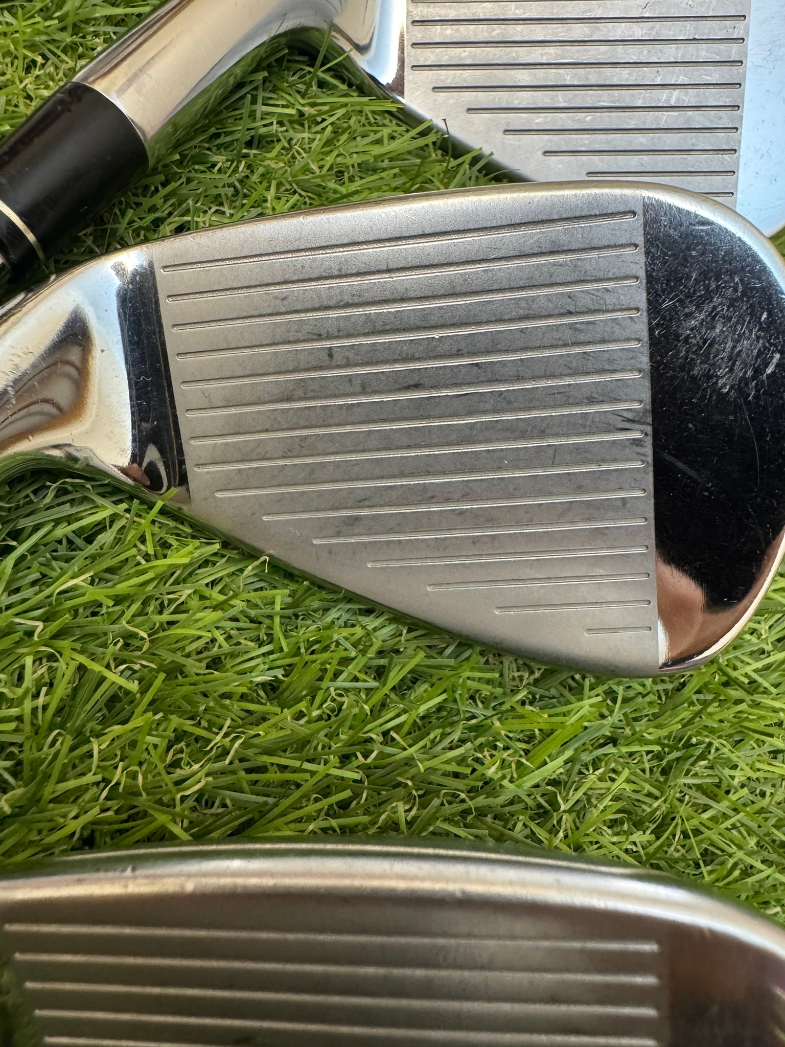 TaylorMade R11 5-SW – NS Pro 950GH Stiff Iron Set