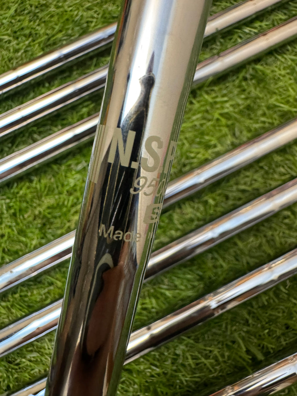TaylorMade R11 5-SW – NS Pro 950GH Stiff Iron Set