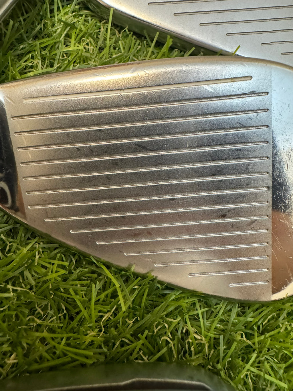 TaylorMade M2 5-SW – TaylorMade REAX Japan-Spec 90 Stiff Iron Set