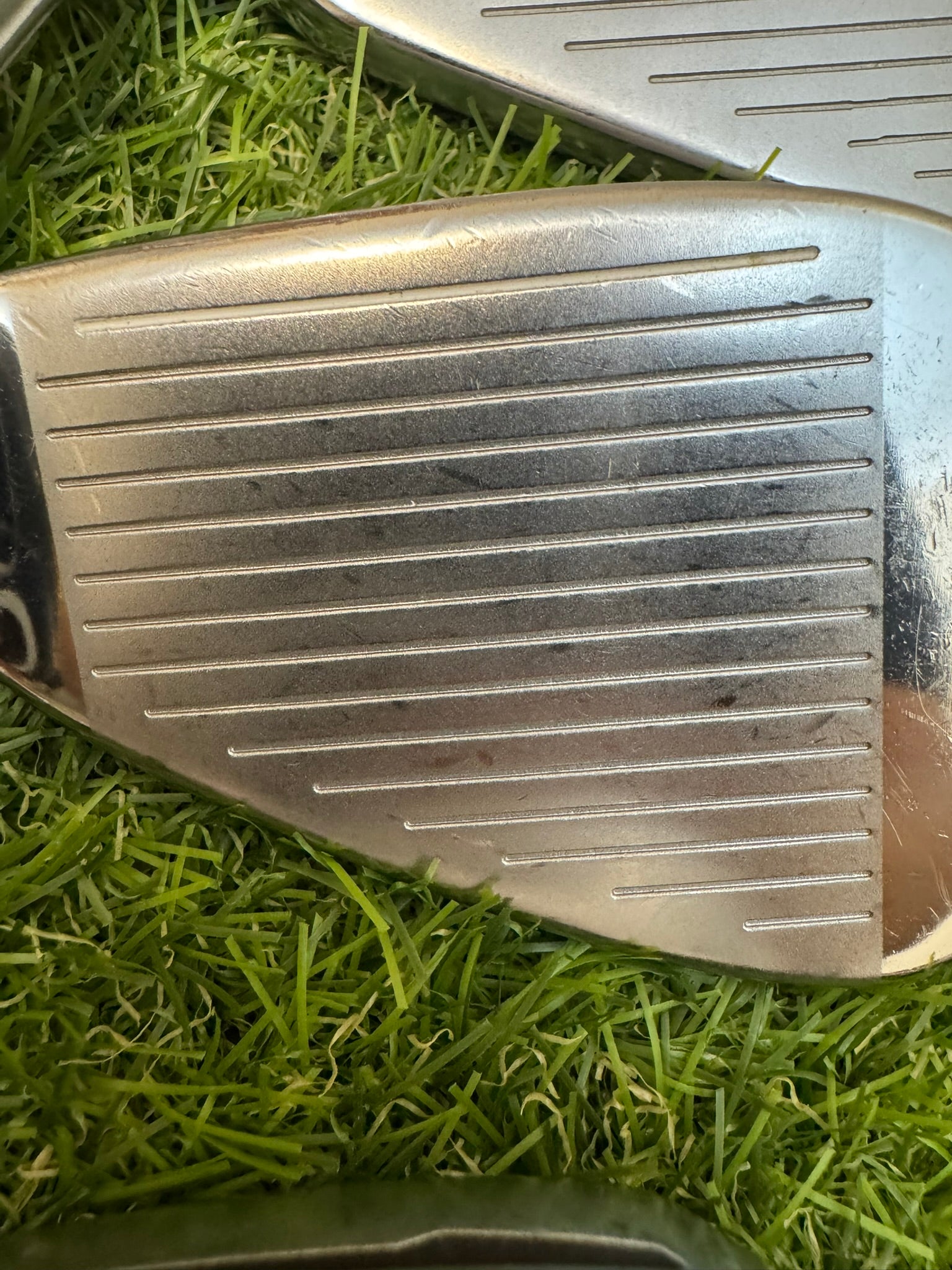TaylorMade M2 5-SW – TaylorMade REAX Japan-Spec 90 Stiff Iron Set