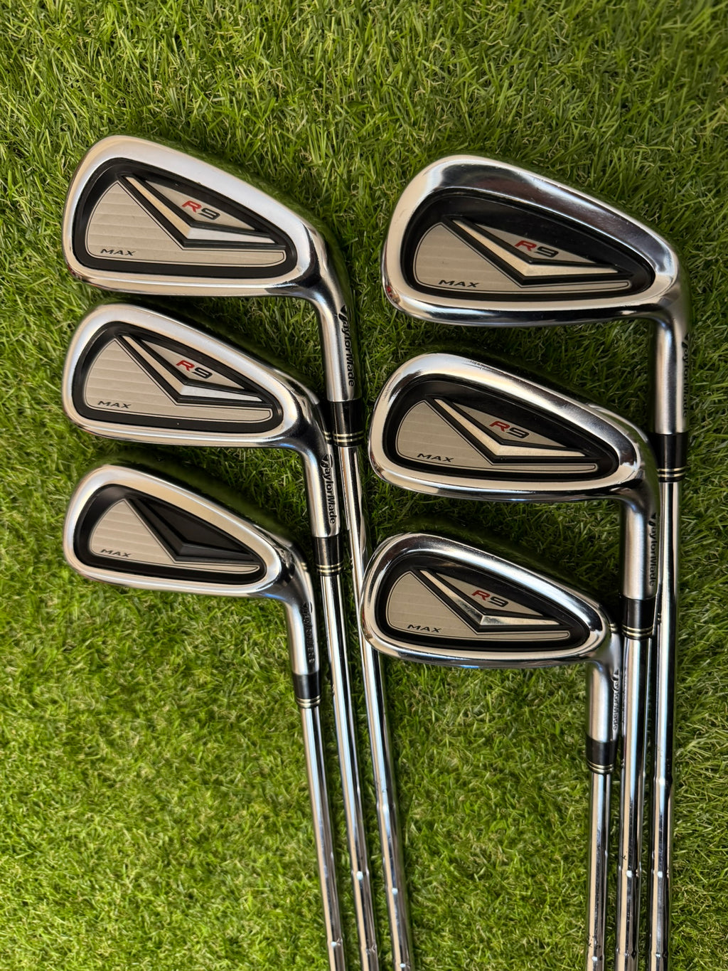 TaylorMade R9 Max 5-PW – Dynamic Gold S200 Stiff Iron Set