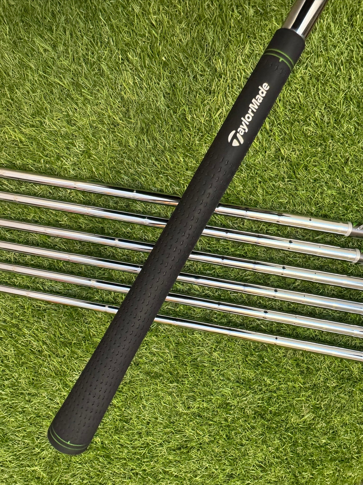 TaylorMade Rocketbladez Green 5-SW – Rocketfuel Lightweight Steel Stiff Iron Set