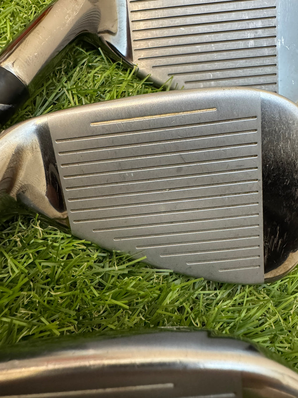 TaylorMade Burner 5-AW – NS Pro 950GH Stiff Iron Set