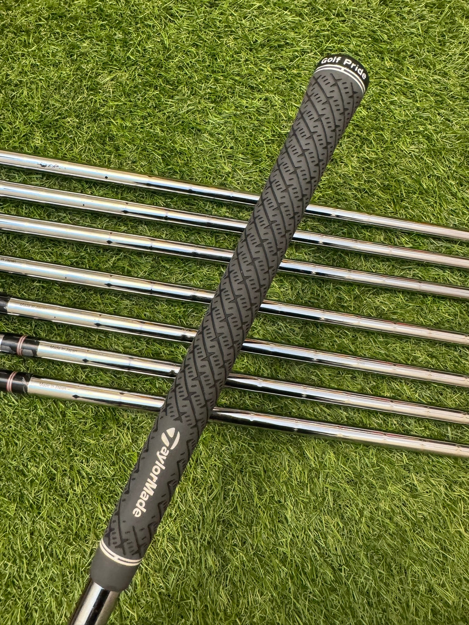 TaylorMade Burner 5-AW – NS Pro 950GH Stiff Iron Set