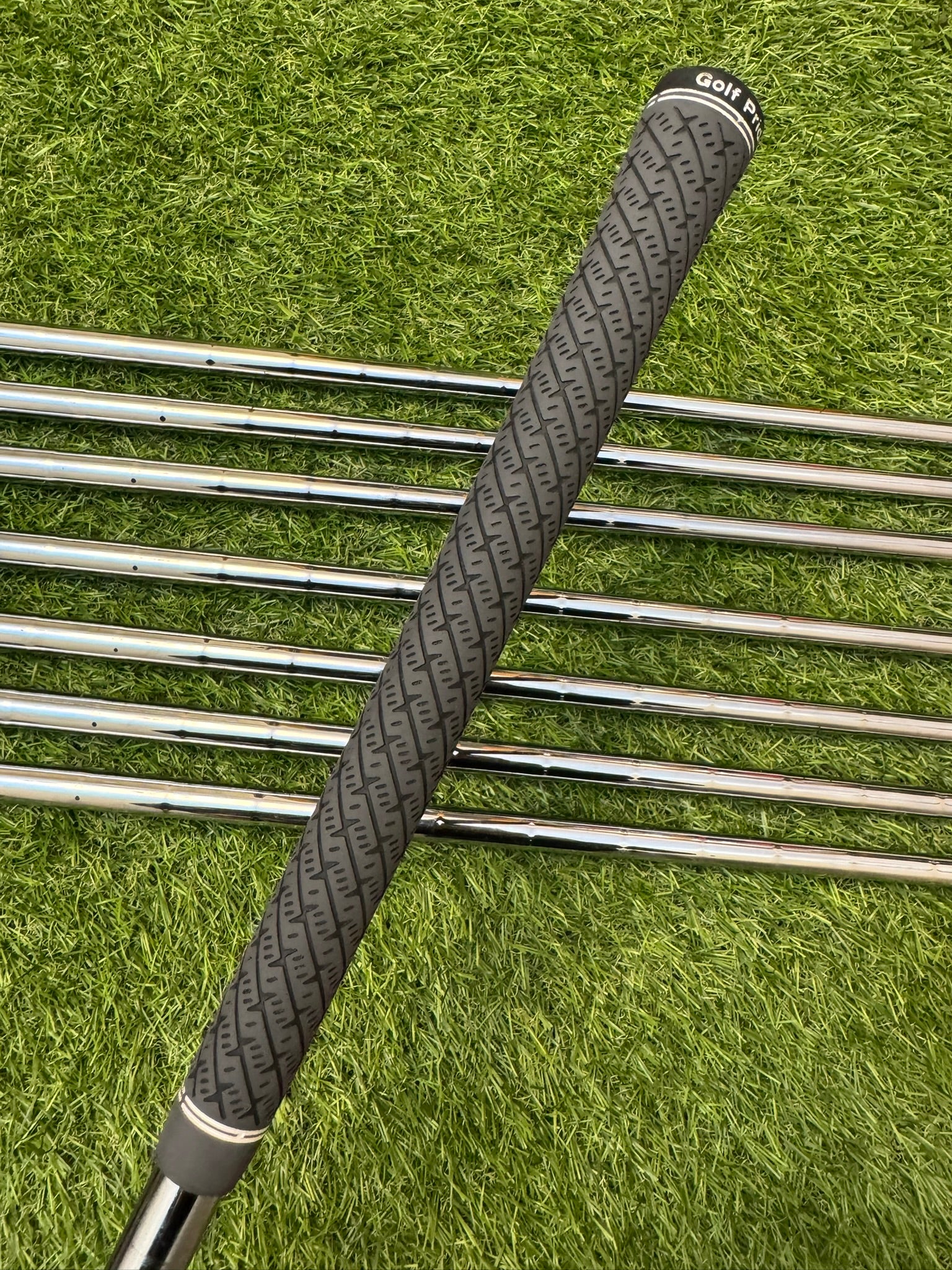 TaylorMade Burner 5-AW – NS Pro 950GH Stiff Iron Set