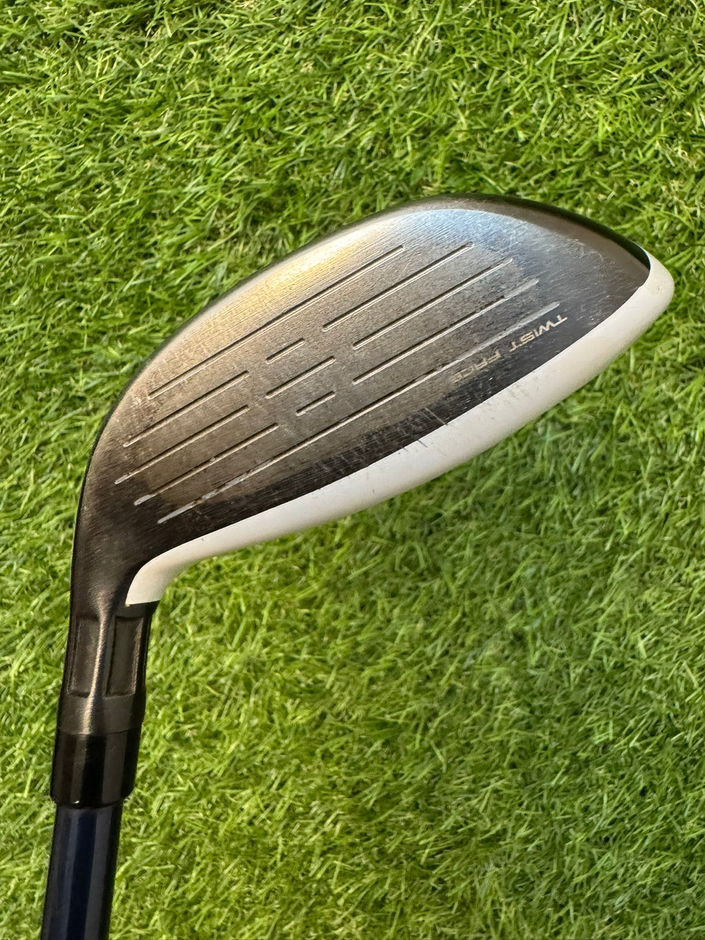TaylorMade SIM Max 4H 22° – Fujikura Ventus Blue (non-Velocore) 6R Regular Shaft