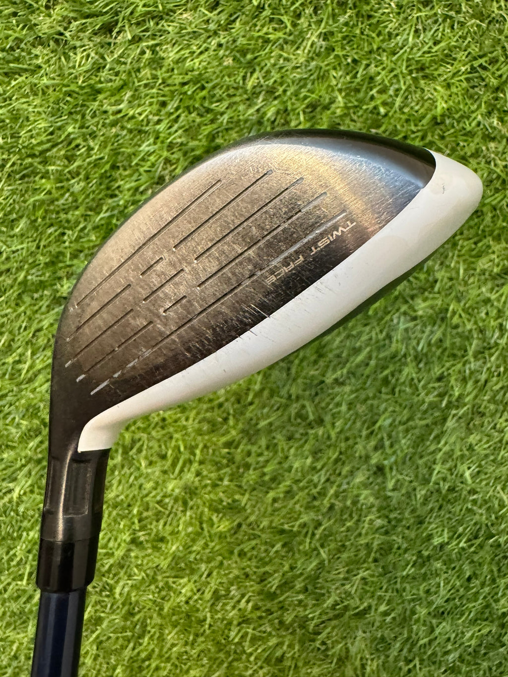 TaylorMade SIM Max 4H 22° – Fujikura Ventus Blue (non-Velocore) 6R Regular Shaft
