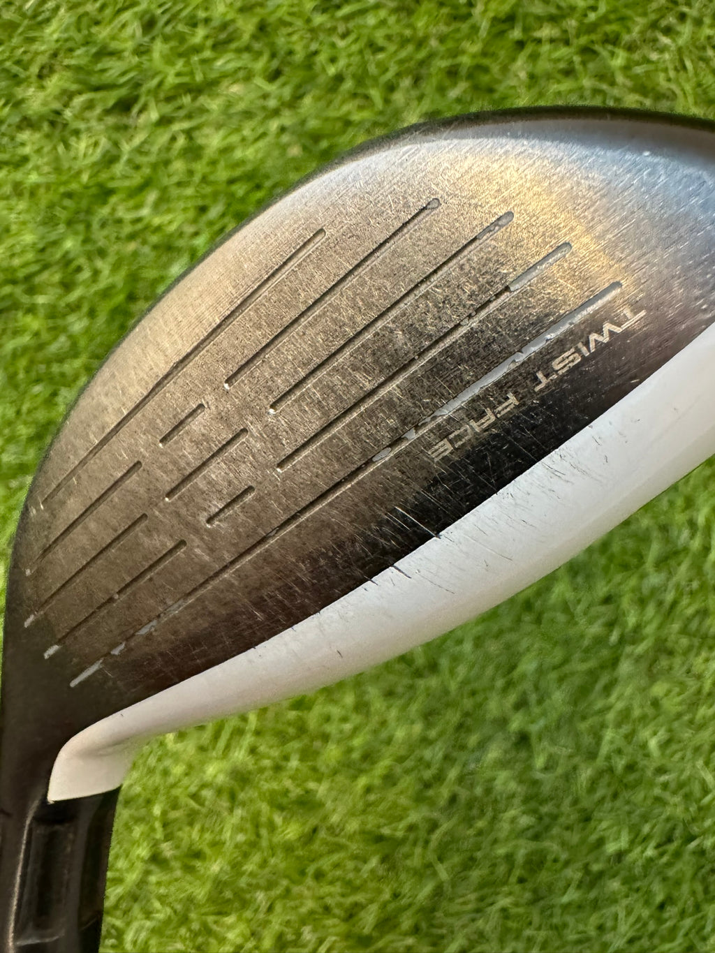 TaylorMade SIM Max 4H 22° – Fujikura Ventus Blue (non-Velocore) 6R Regular Shaft
