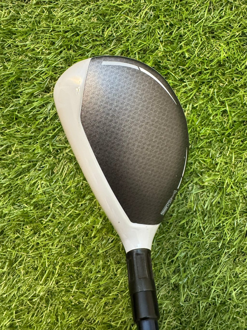 TaylorMade SIM Max 4H 22° – Fujikura Ventus Blue (non-Velocore) 6R Regular Shaft
