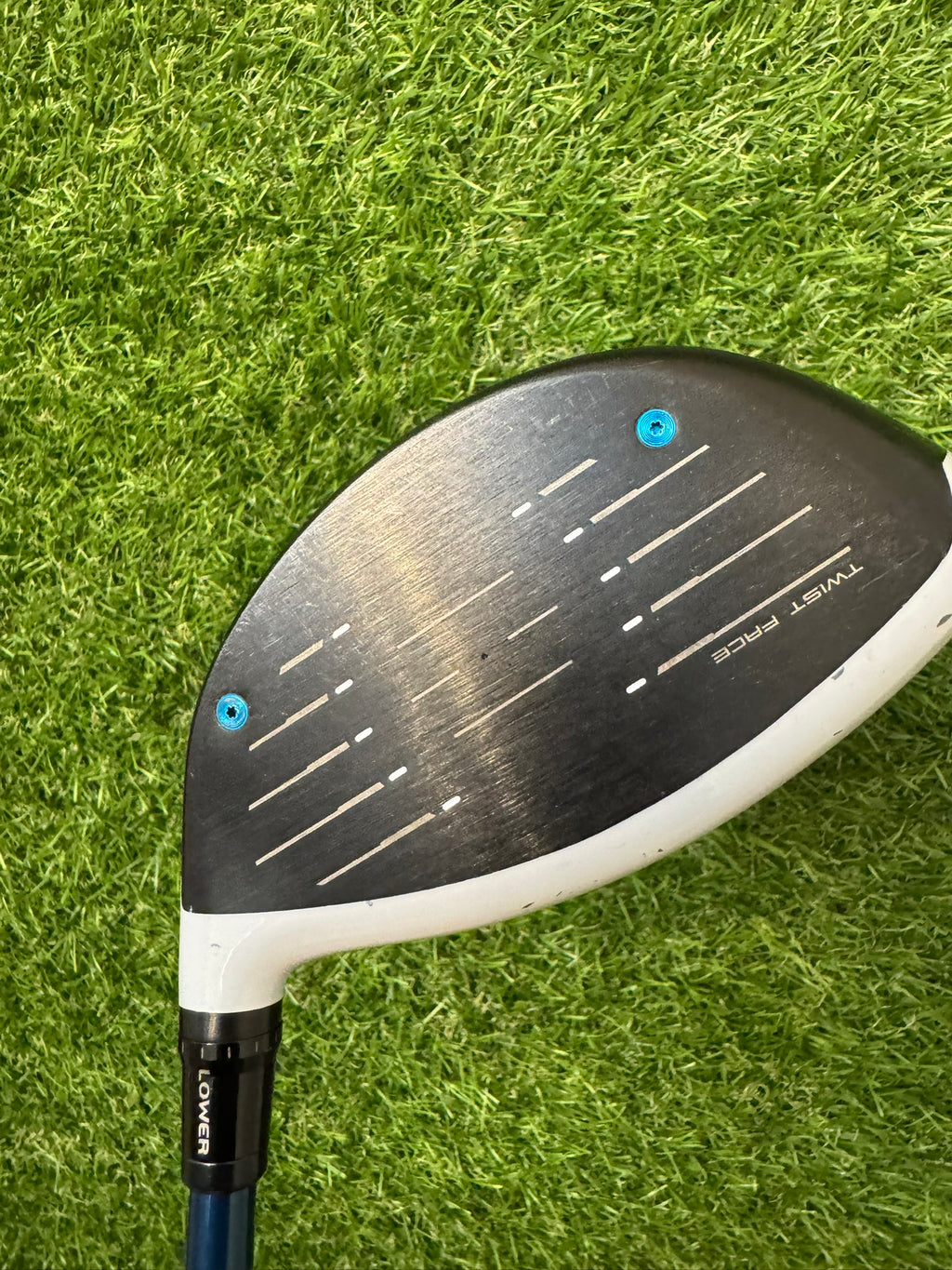TaylorMade SIM Max D Driver 10.5° – Tensei White TM 50 Stiff Shaft