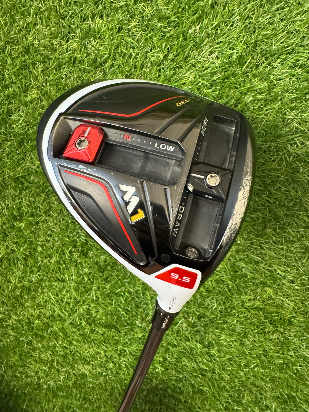 TaylorMade M1 430 Driver 9.5° – Tensei Red TV 60 Regular Shaft