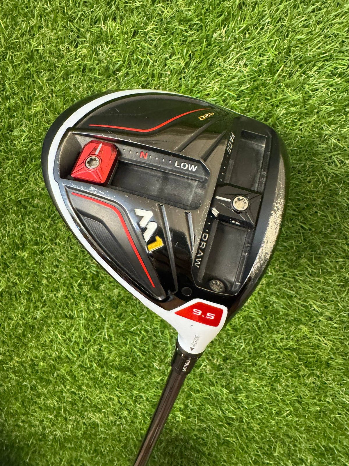 TaylorMade M1 430 Driver 9.5° – Tensei Red TV 60 Regular Shaft