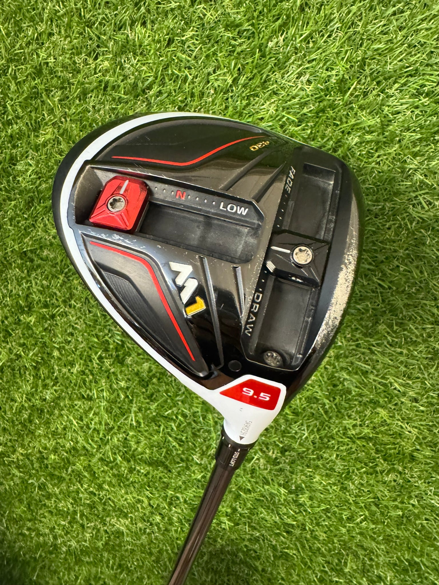 TaylorMade M1 430 Driver 9.5° – Tensei Red TV 60 Regular Shaft