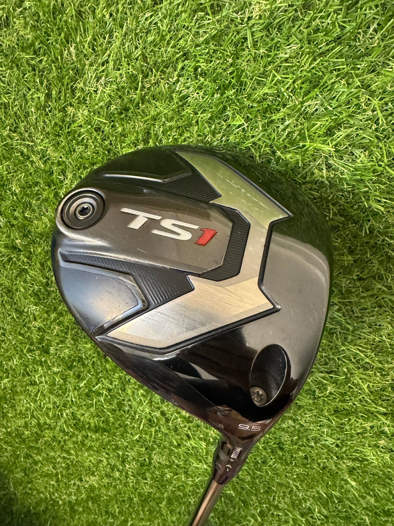 Titleist TS1 Driver 9.5° – Diamana DF 60 Stiff Shaft