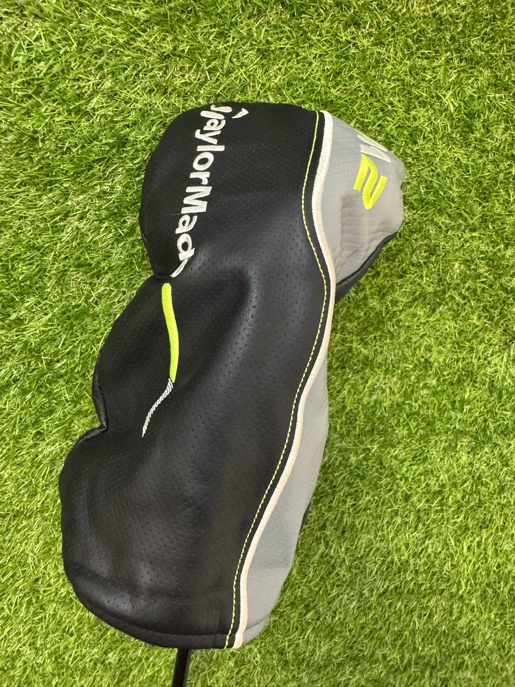 Taylormade M2 D-Type Driver 10.5° – Mitsubishi KuroKage 60 Stiff Shaft