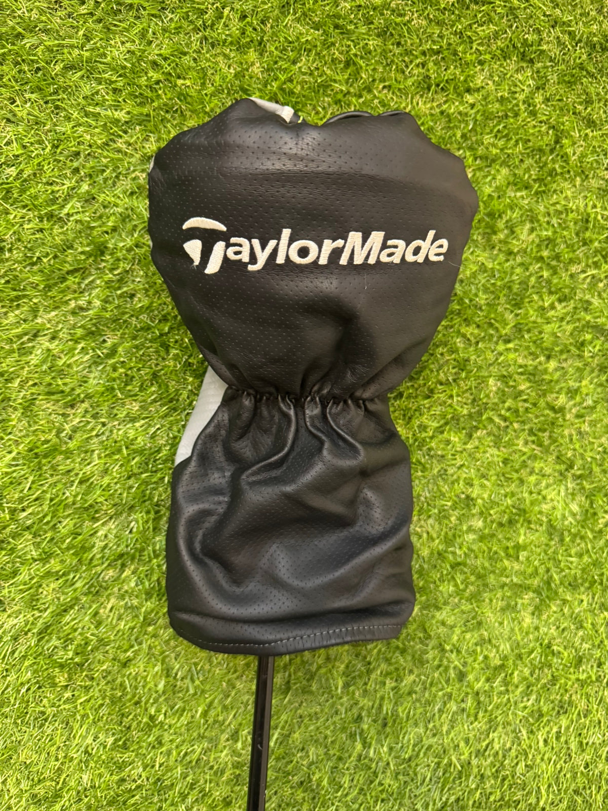 Taylormade M2 D-Type Driver 10.5° – Mitsubishi KuroKage 60 Stiff Shaft