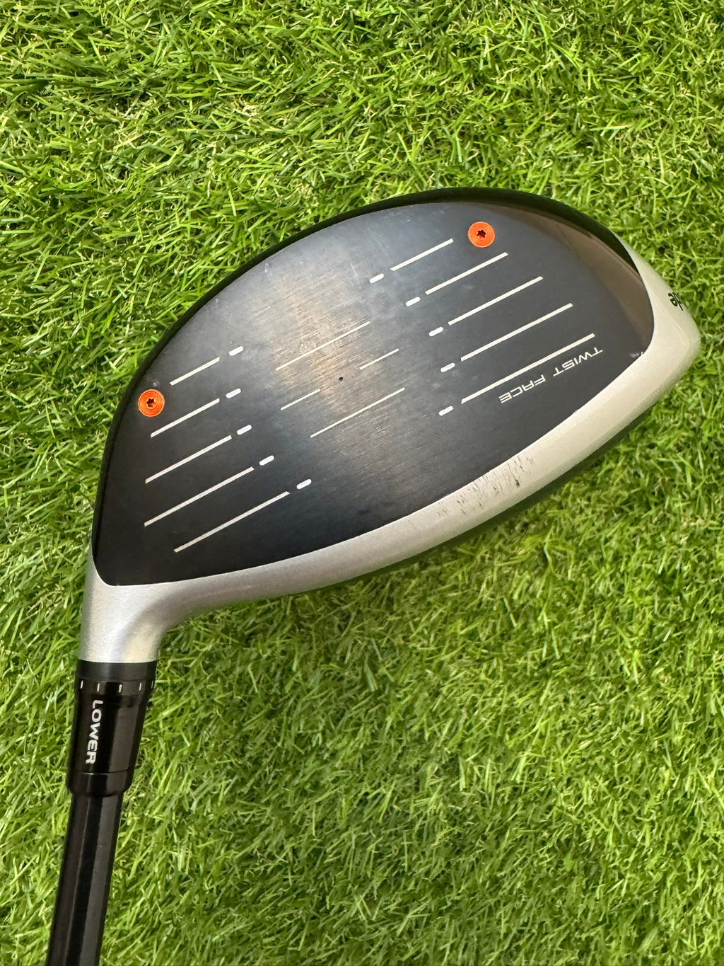 Taylormade M5 Driver 9° – Tour AD MJ-7s Stiff Shaft