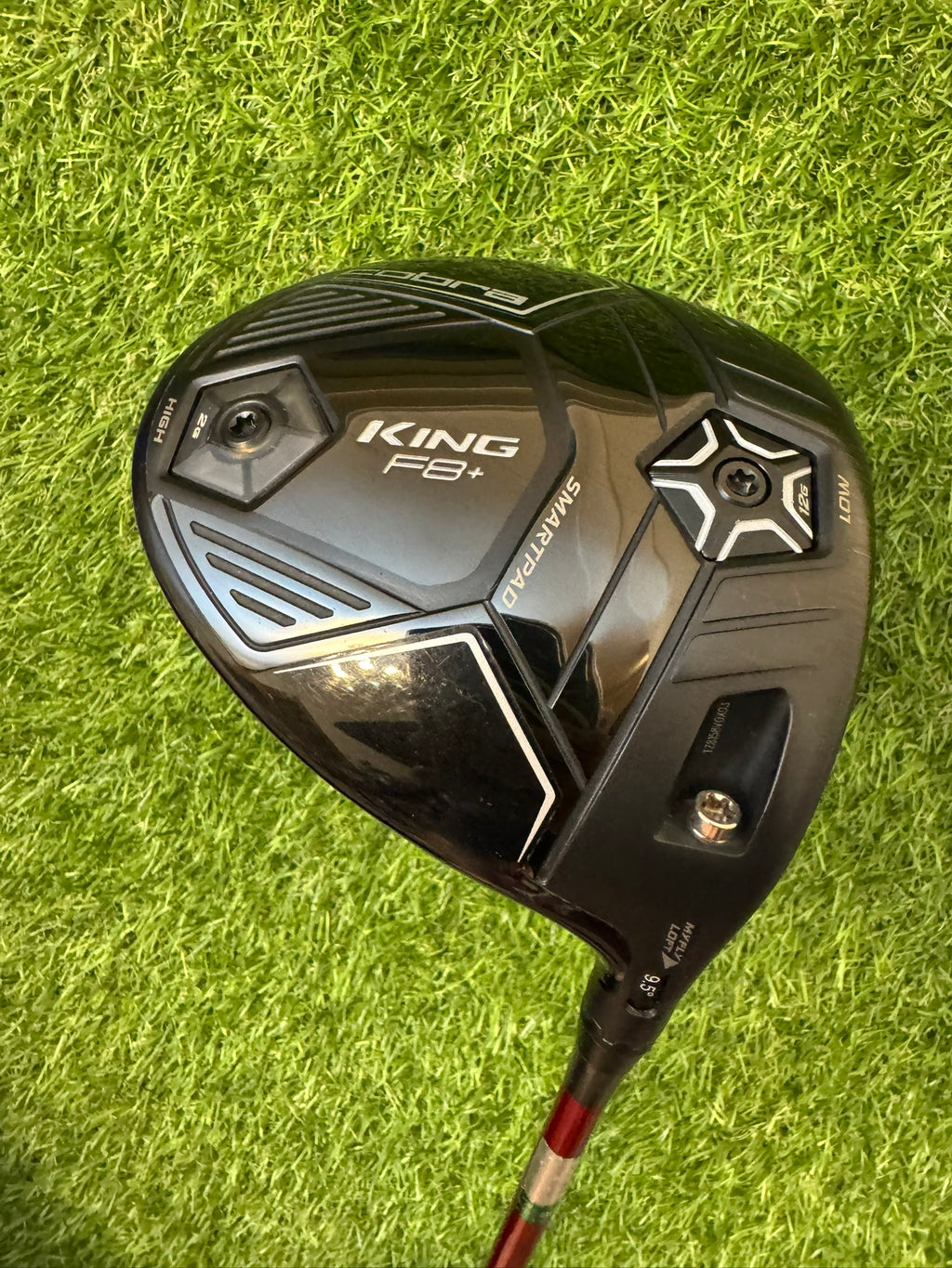 Cobra King F8+ Driver 9.5° – Tour AD J15-11w Stiff Shaft