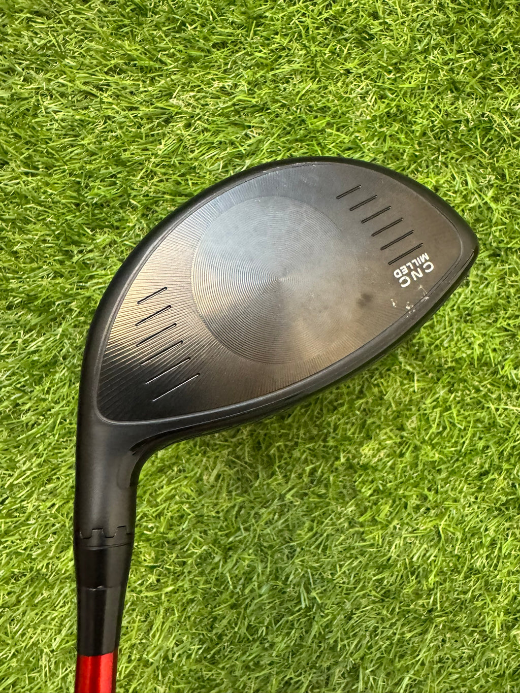 Cobra King F8+ Driver 9.5° – Tour AD J15-11w Stiff Shaft
