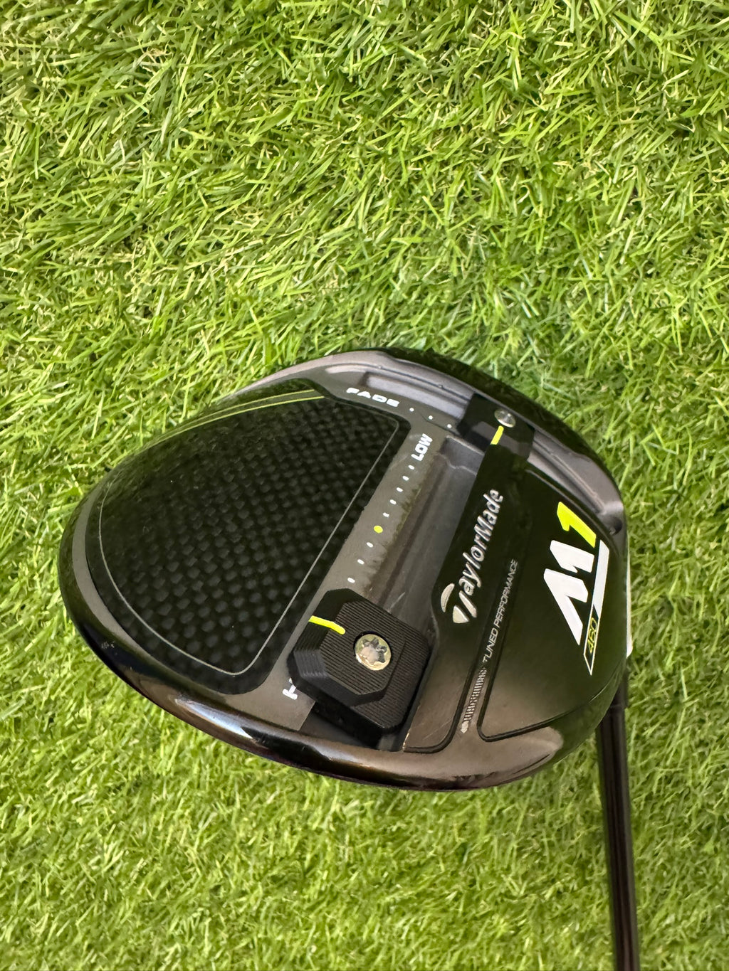 Taylormade M1 460 Driver 9.5° – Mitsubishi Rayon TM1-117 Stiff Shaft