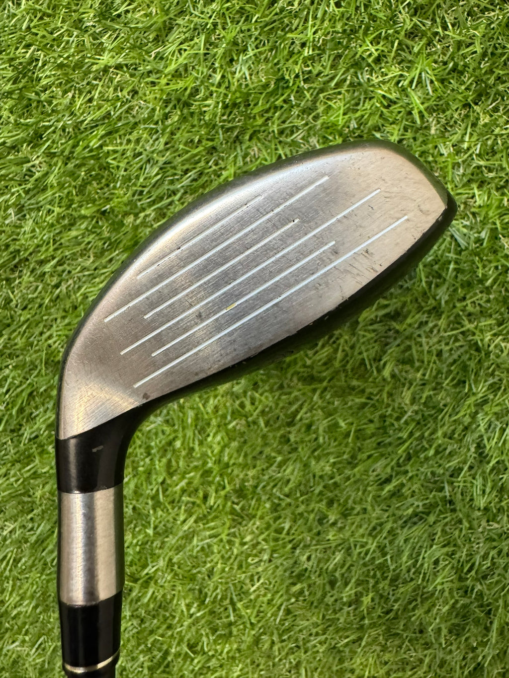 Taylormade R5 XL Mid 4 Hybrid 22° – Taylormade XL 60 Stiff Shaft