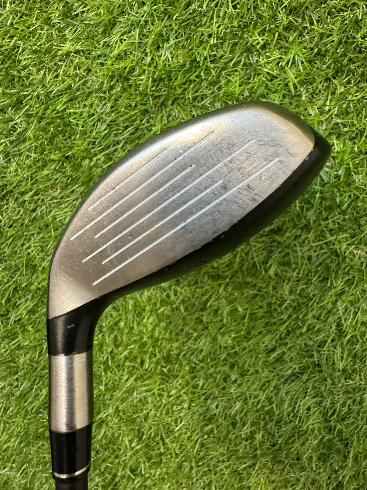 Taylormade R5 XL Mid 4 Hybrid 22° – Taylormade XL 60 Stiff Shaft