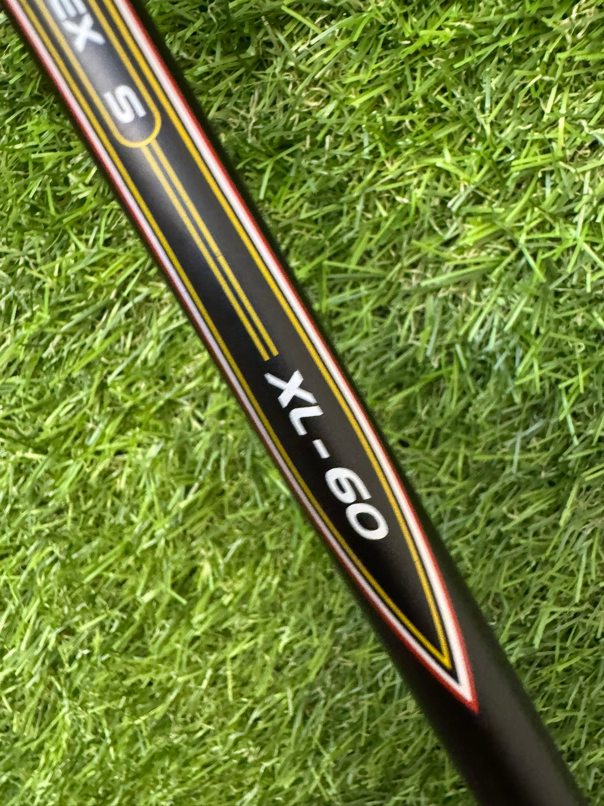 Taylormade R5 XL Mid 4 Hybrid 22° – Taylormade XL 60 Stiff Shaft