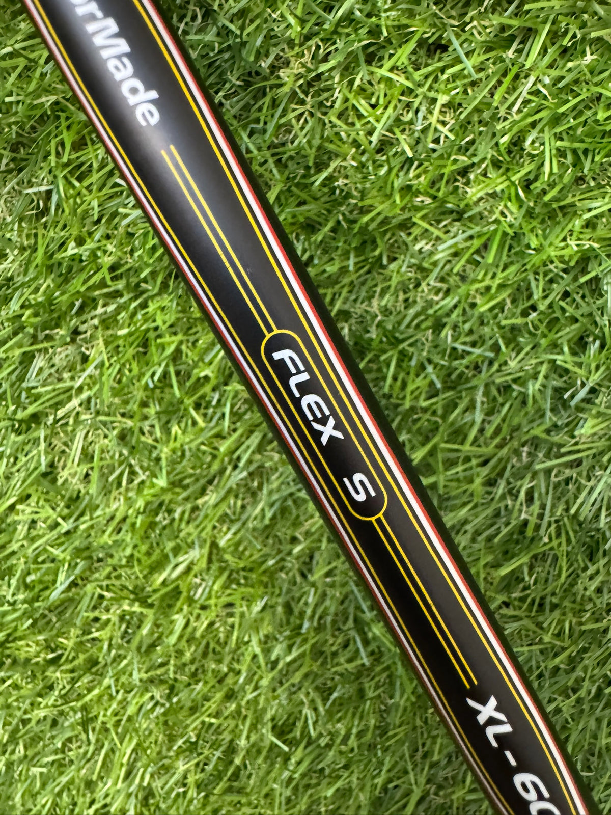 Taylormade R5 XL Mid 4 Hybrid 22° – Taylormade XL 60 Stiff Shaft