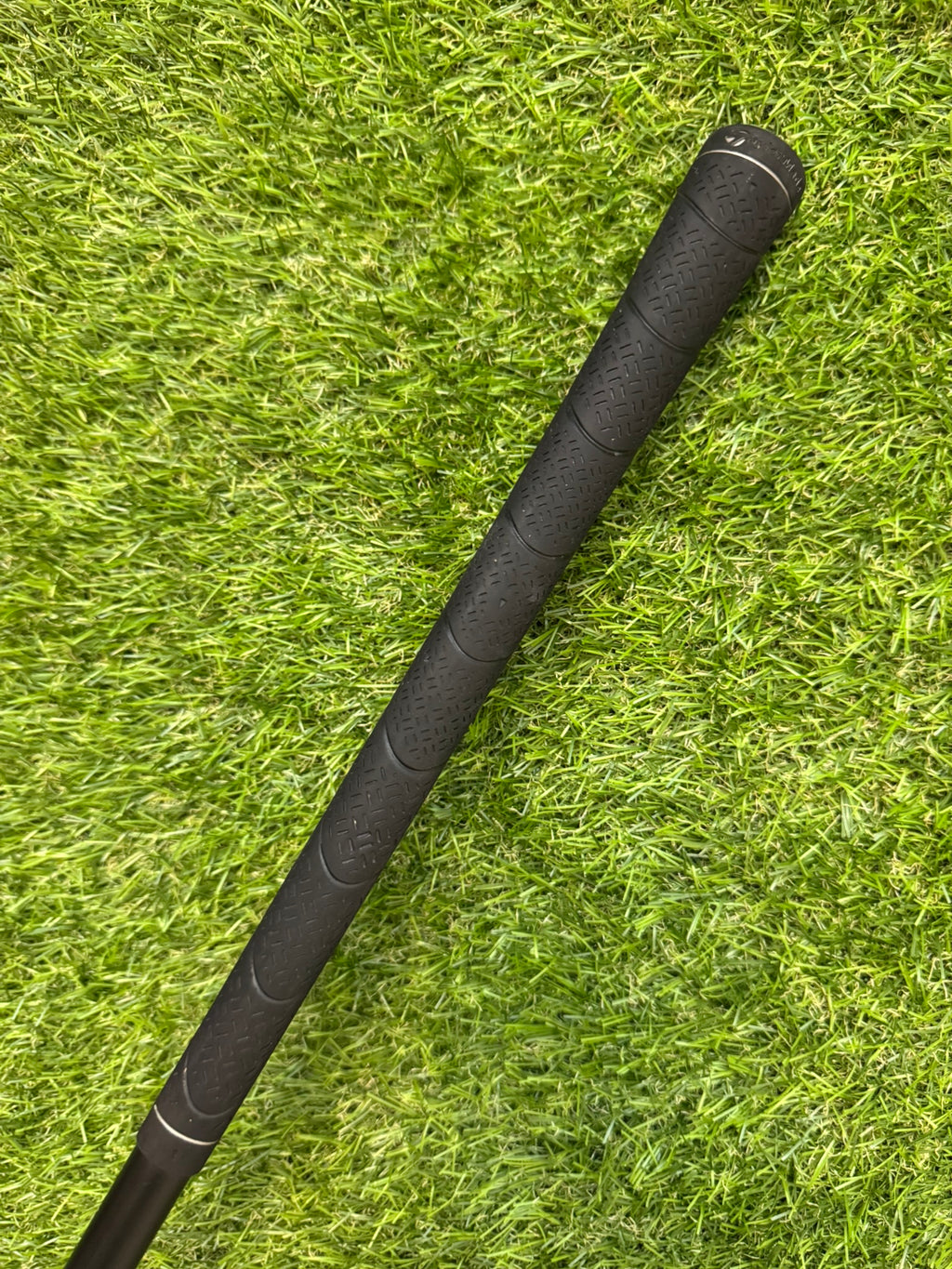 Taylormade R5 XL Mid 4 Hybrid 22° – Taylormade XL 60 Stiff Shaft