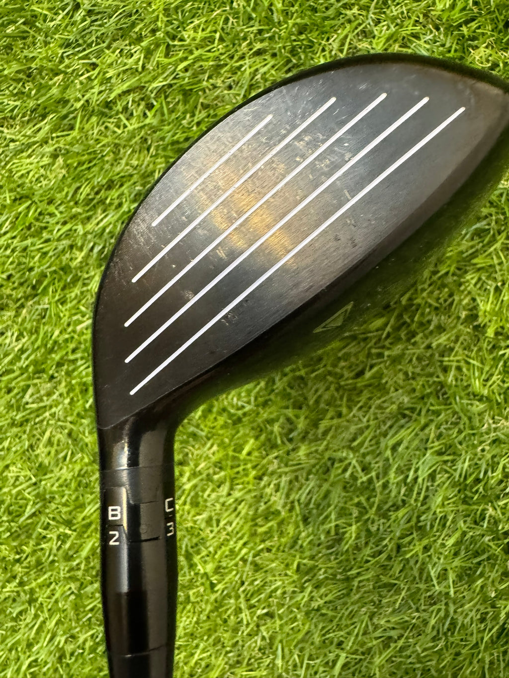 Titleist 915F 5W 18° – Mitsubishi Speedmesh40 Regular Shaft