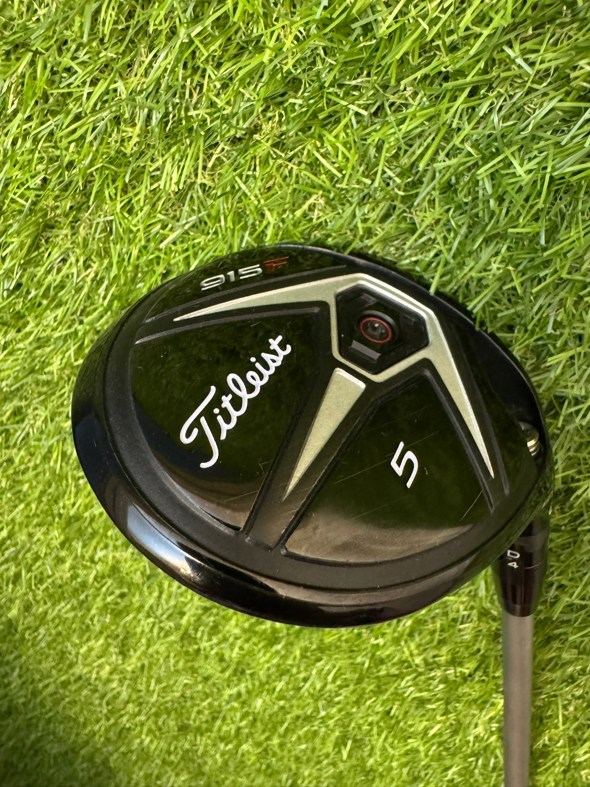 Titleist 915F 5W 18° – Mitsubishi Speedmesh40 Regular Shaft