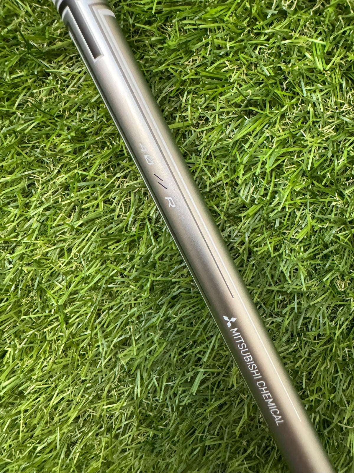 Titleist 915F 5W 18° – Mitsubishi Speedmesh40 Regular Shaft