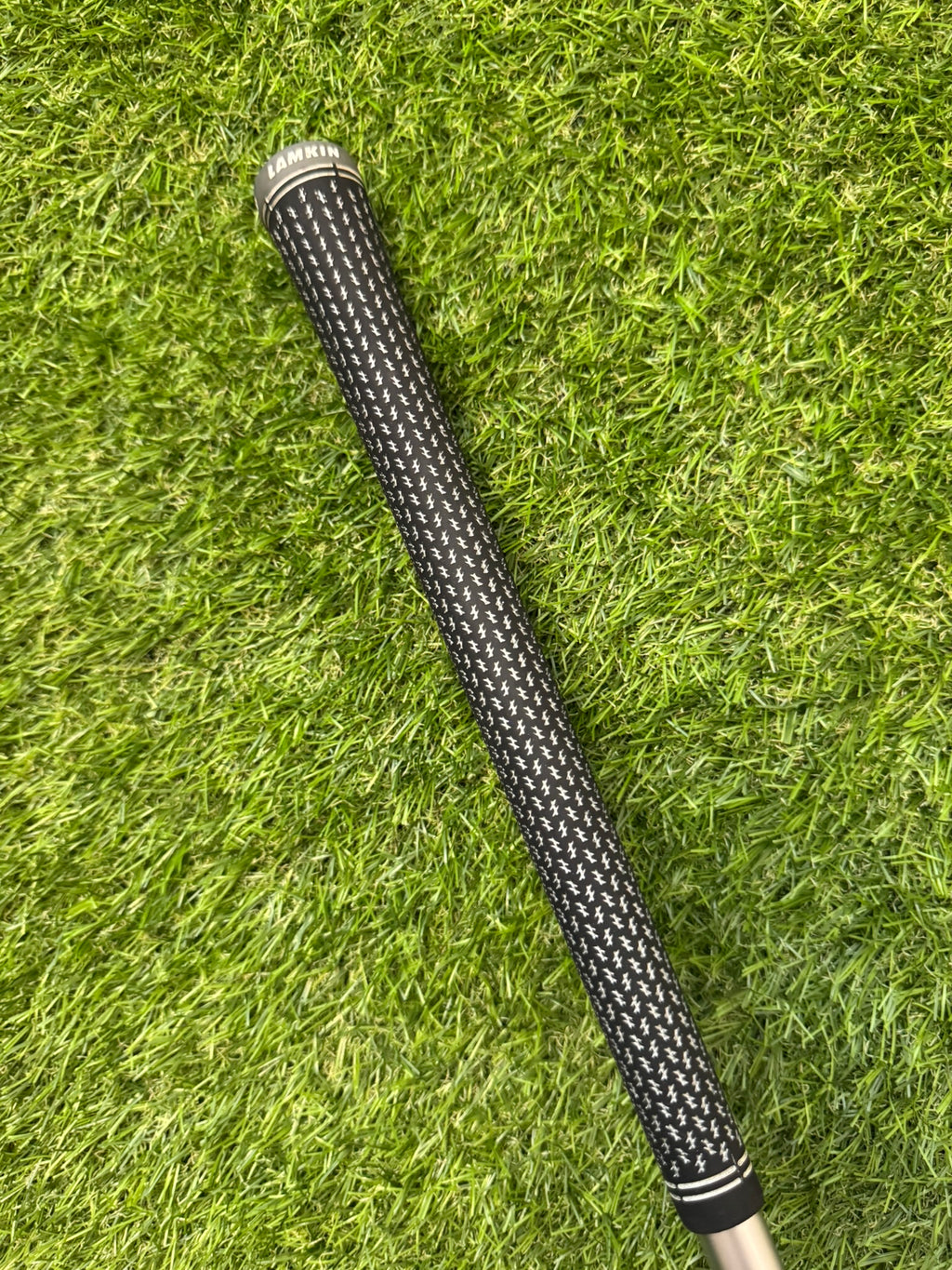 Titleist 915F 5W 18° – Mitsubishi Speedmesh40 Regular Shaft
